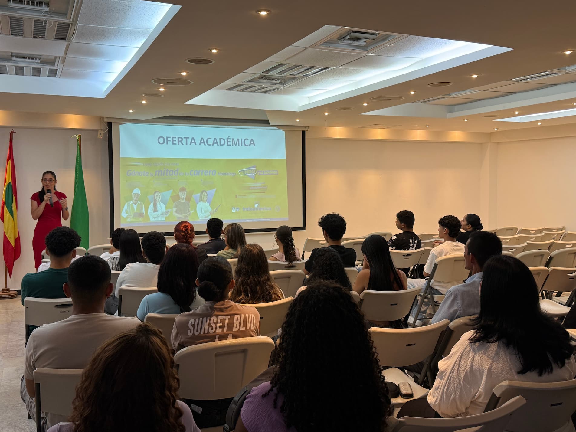 Presentación Institucional en Indoamérica