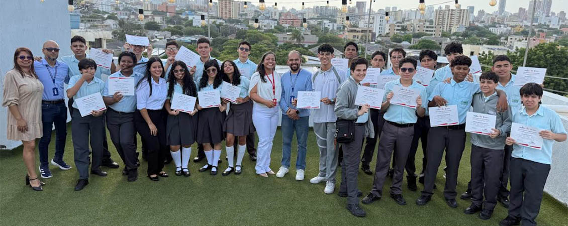 Indoamérica y Gobernación del Atlántico certifican a 178 estudiantes con el programa CREACIR